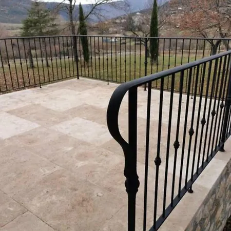 Ferienhaus La Bastide De Queyran Guesthouse *